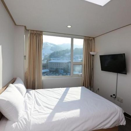 Pyeongchang The White View Exterior photo