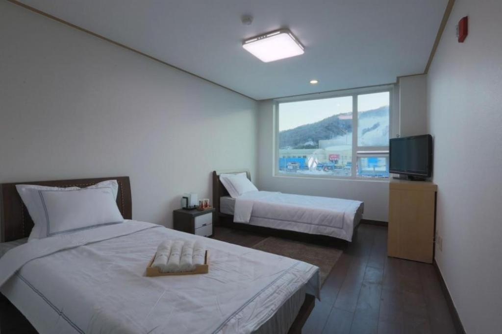 Pyeongchang The White View Exterior photo