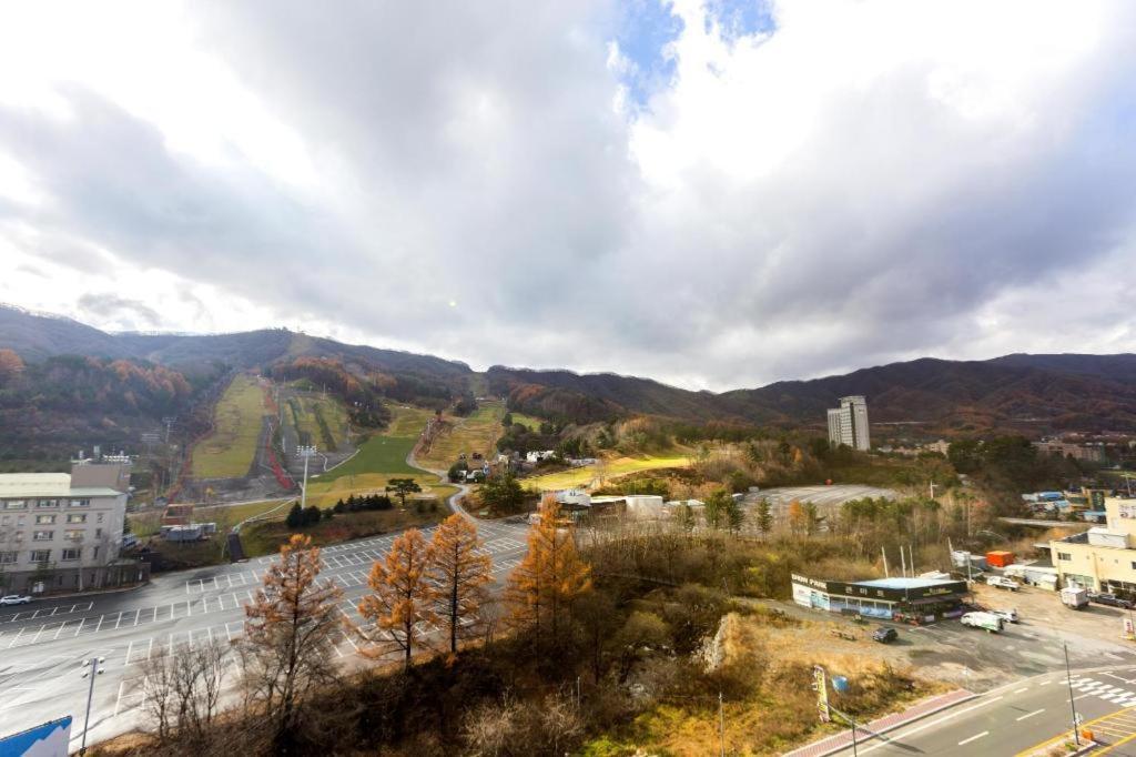 Pyeongchang The White View Exterior photo