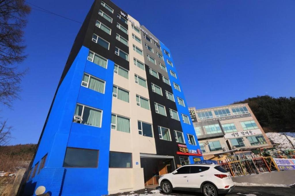 Pyeongchang The White View Exterior photo