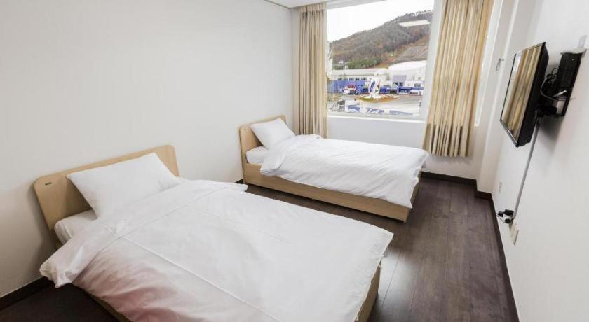 Pyeongchang The White View Exterior photo