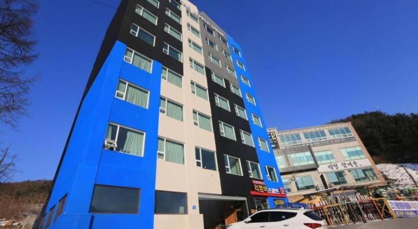 Pyeongchang The White View Exterior photo