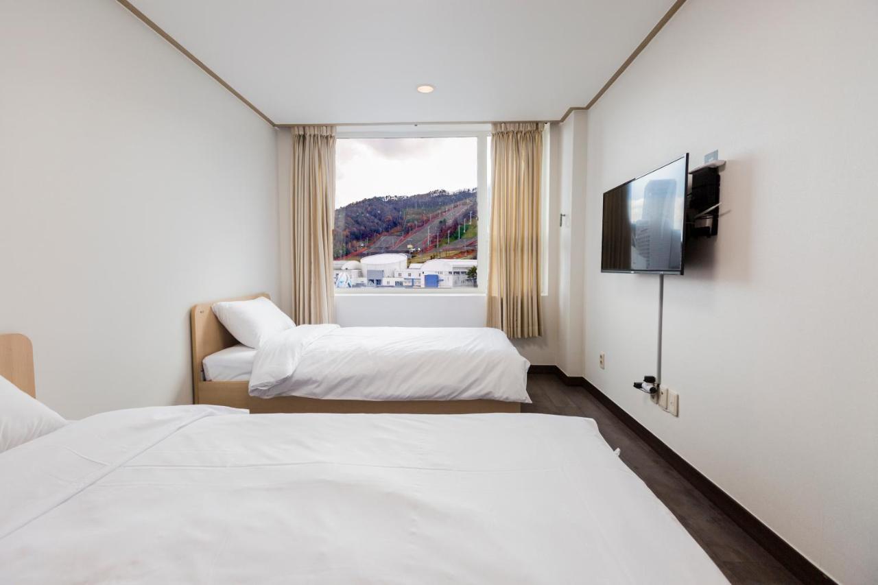 Pyeongchang The White View Exterior photo